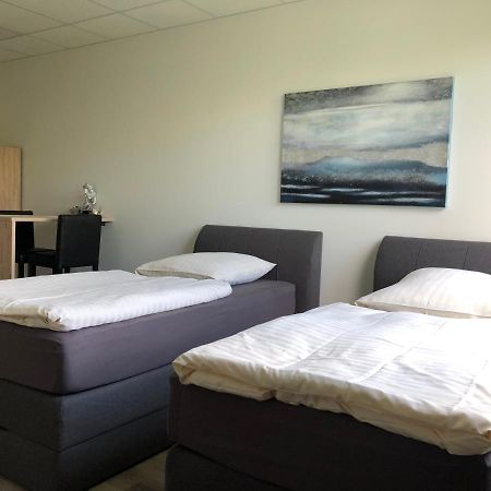 Pension Gaestehaus Kautz Karlsruhe Bagian luar foto