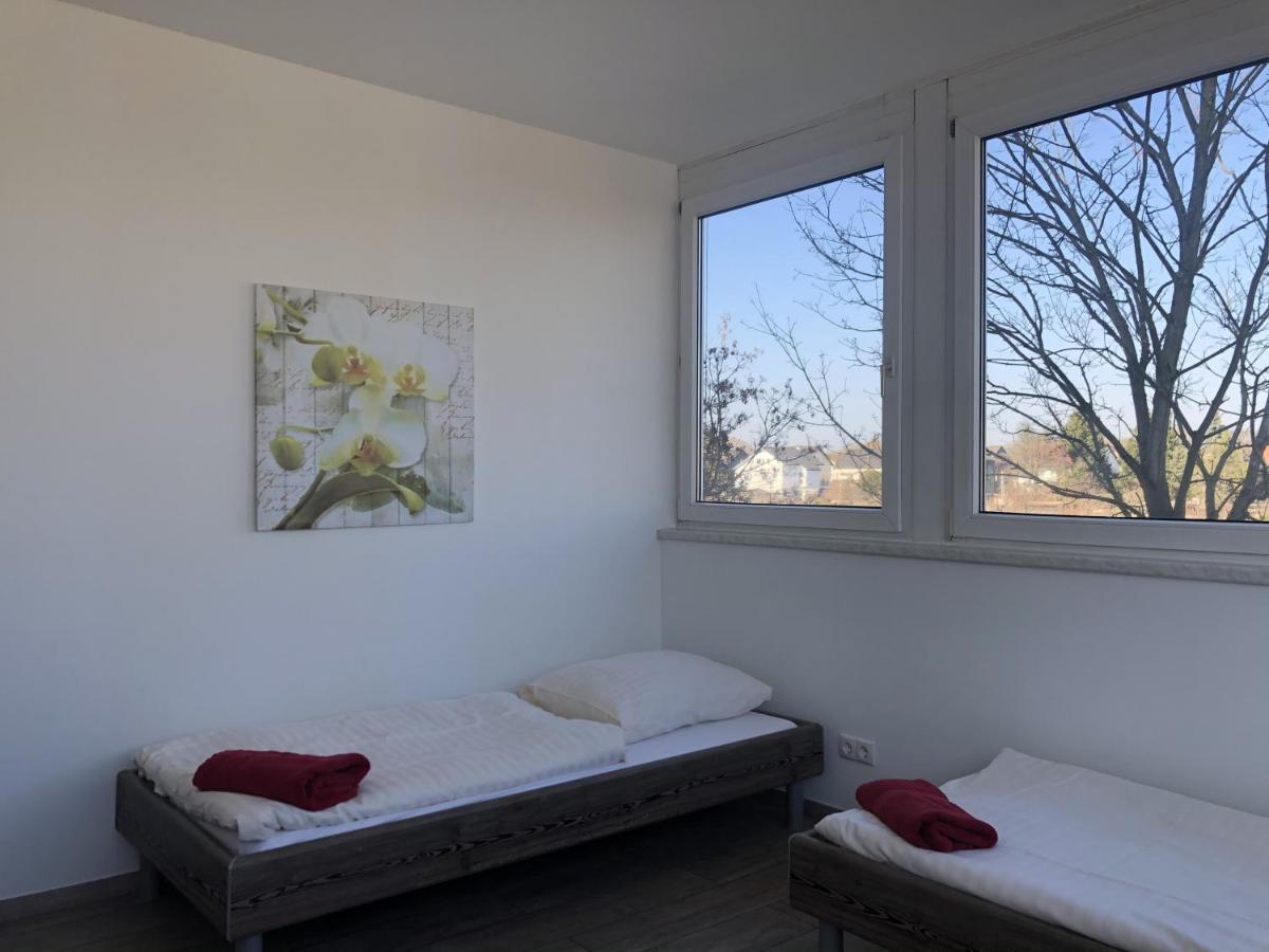 Pension Gaestehaus Kautz Karlsruhe Bagian luar foto