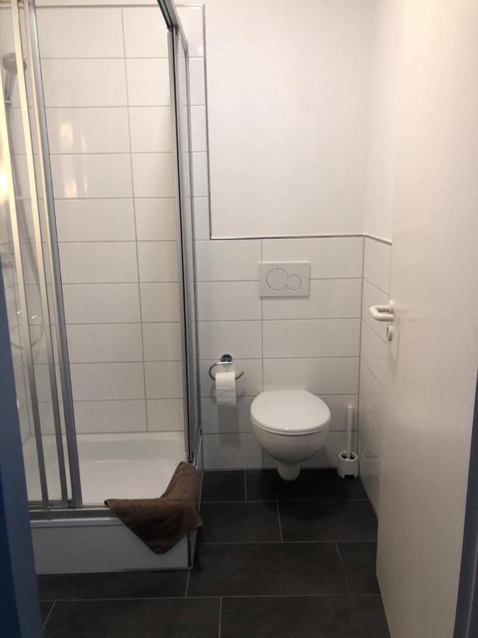 Pension Gaestehaus Kautz Karlsruhe Bagian luar foto